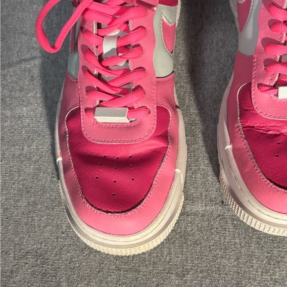Nike Air Force 1 Pixel Women's 8.5 Pink and White Athletic Shoes - Picture 7 of 12